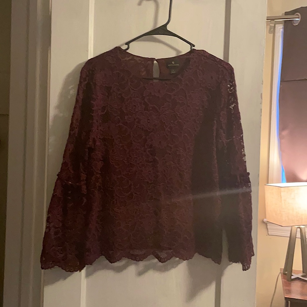 Worthington burgundy top, size large!